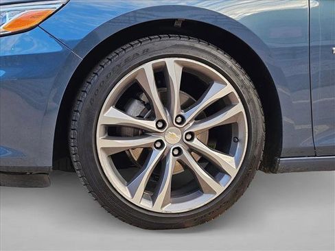 Used 2024 Chevrolet Malibu LT image 23