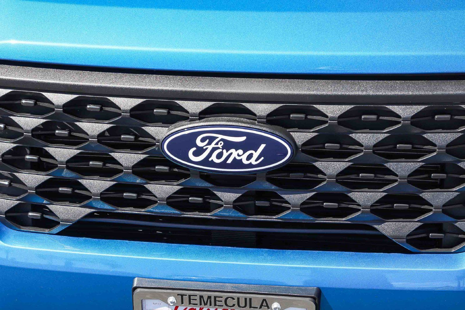 Certified 2025 Ford Maverick XL FWD image 11