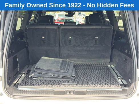 Used 2025 Jeep Grand Wagoneer L Series II Obsidian w/ Quick Order Packagew 28T AWD/4WD image 18