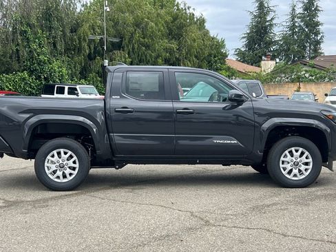 New 2026 Toyota Tacoma SR5 image 9