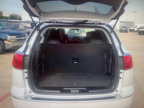Used 2016 Buick Enclave Leather FWD image 14