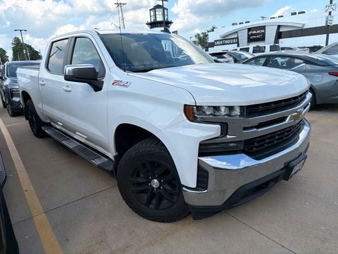 Used 2019 Chevrolet Silverado 1500 LT w/ All-Star Edition AWD/4WD image 2
