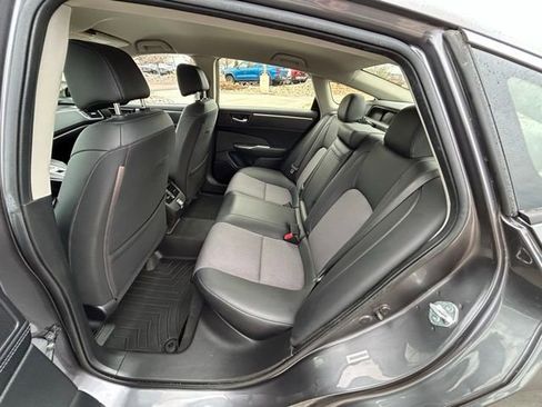 Used 2018 Honda Clarity Base image 24