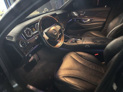 Used 2015 Mercedes-Benz S 550 Sedan image 2