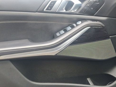 Certified 2024 BMW X7 xDrive40i w/ M Sport Package image 14