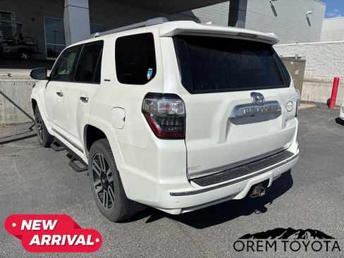 Used 2017 Toyota 4Runner Limited AWD/4WD image 8