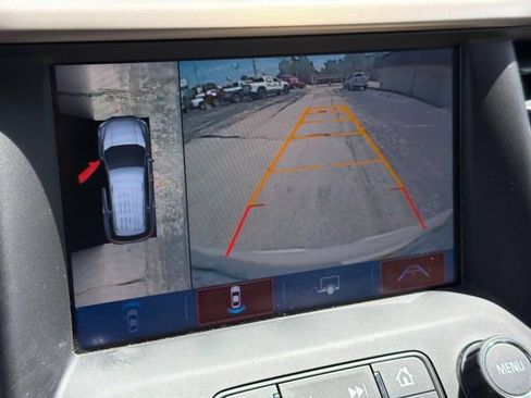 Used 2017 GMC Acadia Denali w/ Technology Package FWD image 37