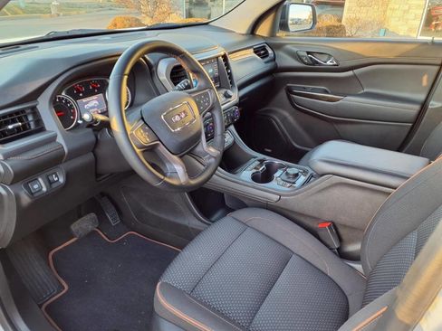Used 2023 GMC Acadia AT4 image 14
