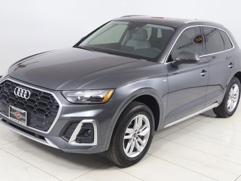 Used 2024 Audi Q5 2.0T Premium w/ Convenience Package image 22