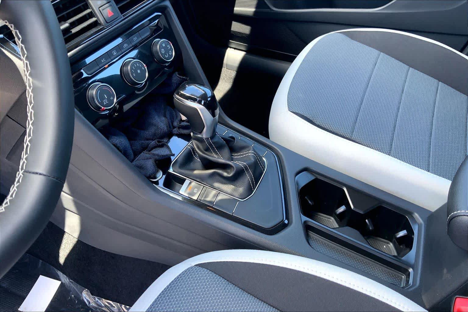 New 2026 Volkswagen Taos S FWD image 17