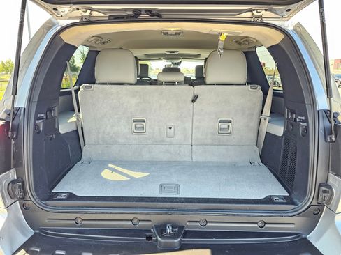 Used 2019 Toyota Sequoia SR5 AWD/4WD image 46