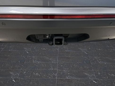 Used 2024 Volkswagen Atlas Cross Sport SE w/ Panoramic Sunroof Package image 33