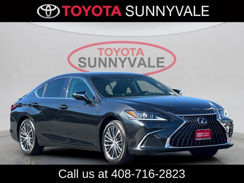 Used 2025 Lexus ES 300h w/ Premium Package image 10