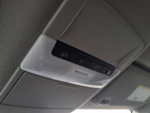 Used 2024 Nissan Sentra SV image 32