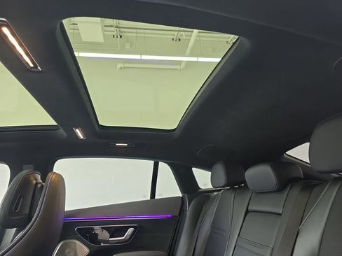 Used 2022 Mercedes-Benz EQS AMG 4MATIC w/ Exclusive Trim Package image 43