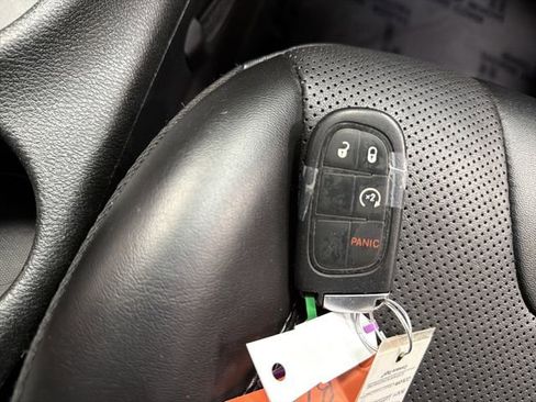 Used 2022 Jeep Cherokee Latitude Lux image 26