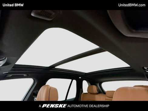 Used 2021 BMW X5 xDrive45e w/ Premium Package image 12