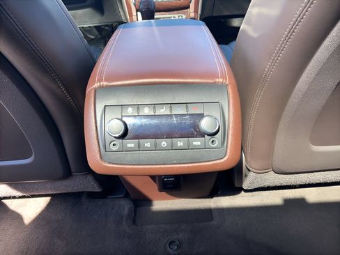 Used 2014 Buick Enclave Premium w/ Trailering Provision Package AWD/4WD image 20