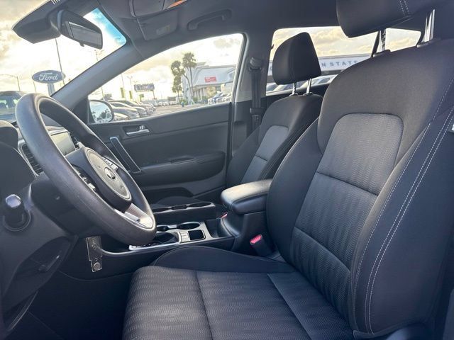 Used 2021 Kia Sportage LX FWD image 8