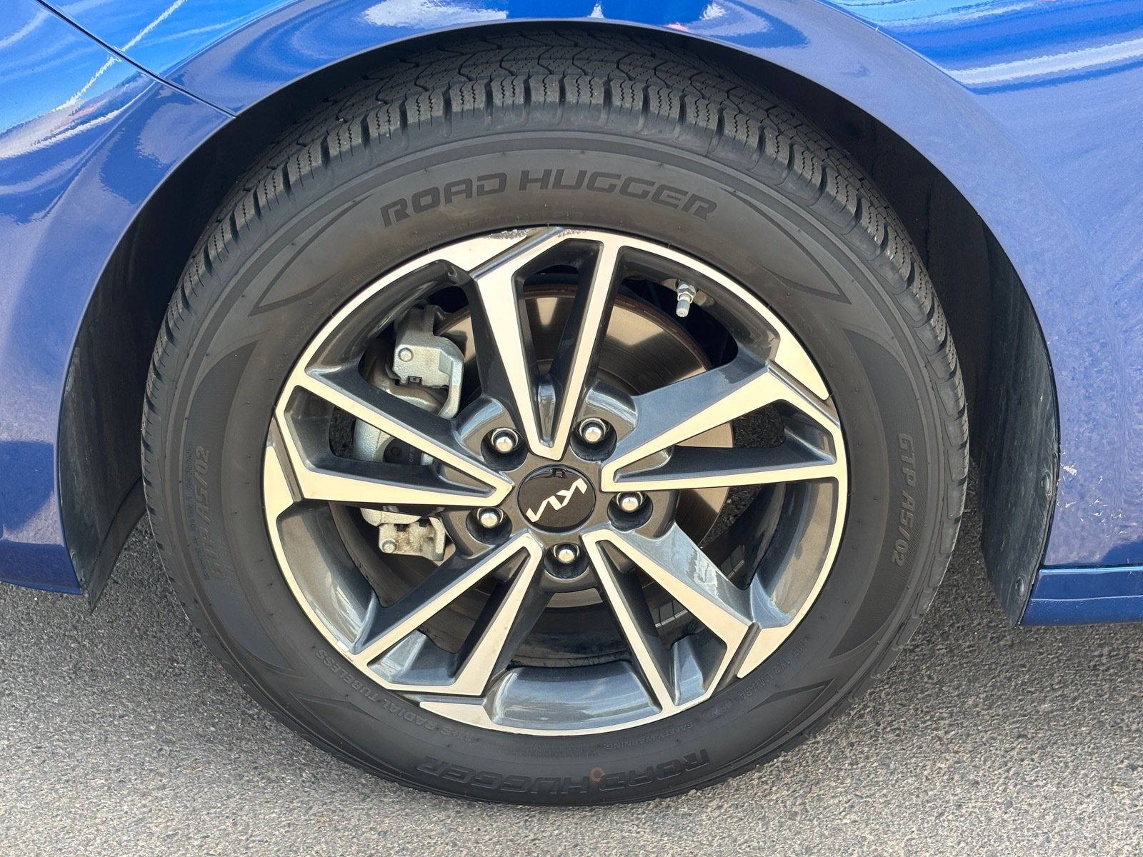 Certified 2023 Kia Forte LXS FWD image 10