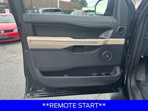 Used 2024 Ford Expedition Max Limited image 10