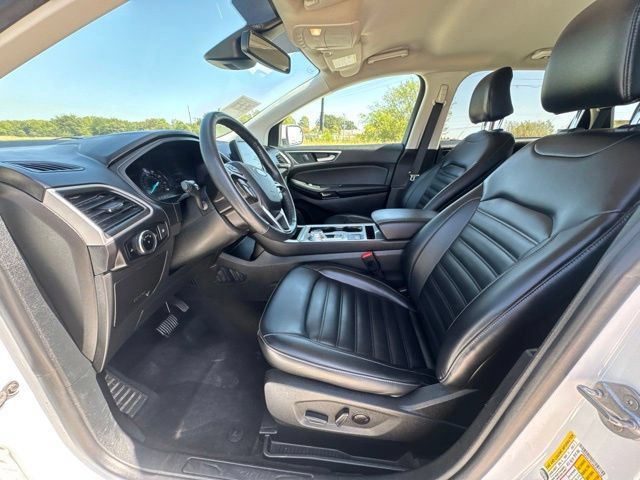 Used 2024 Ford Edge SEL AWD/4WD image 2