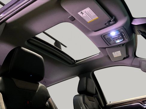 Used 2022 Chevrolet Silverado 1500 RST image 28