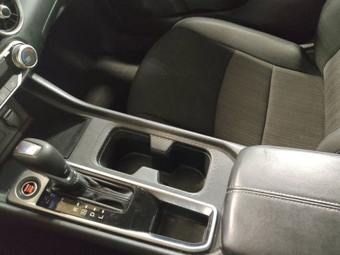 Used 2024 Nissan Sentra SV FWD image 26