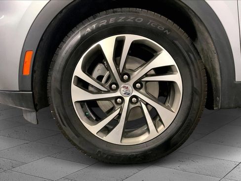 Used 2023 Buick Envision Essence image 9