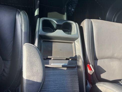 Used 2024 Honda Odyssey EX-L image 16