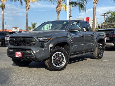 New 2026 Toyota Tacoma TRD Off-Road AWD/4WD image 2