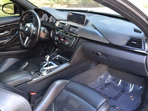 Used 2015 BMW M4 Coupe image 29