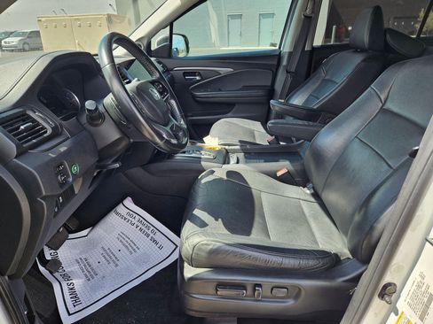 Used 2021 Honda Pilot Special Edition image 17
