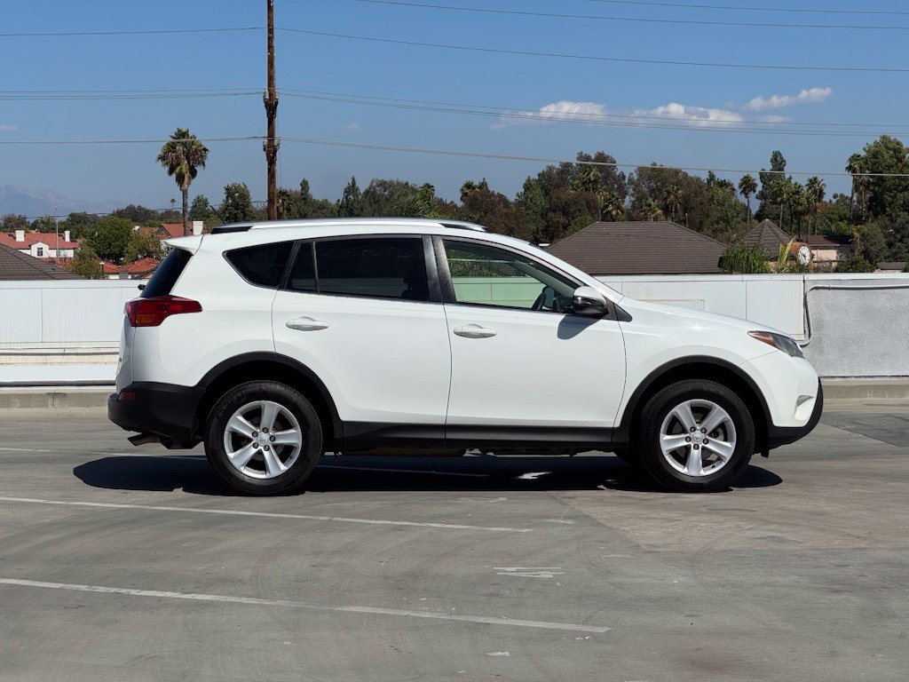 Used 2014 Toyota RAV4 XLE FWD image 30