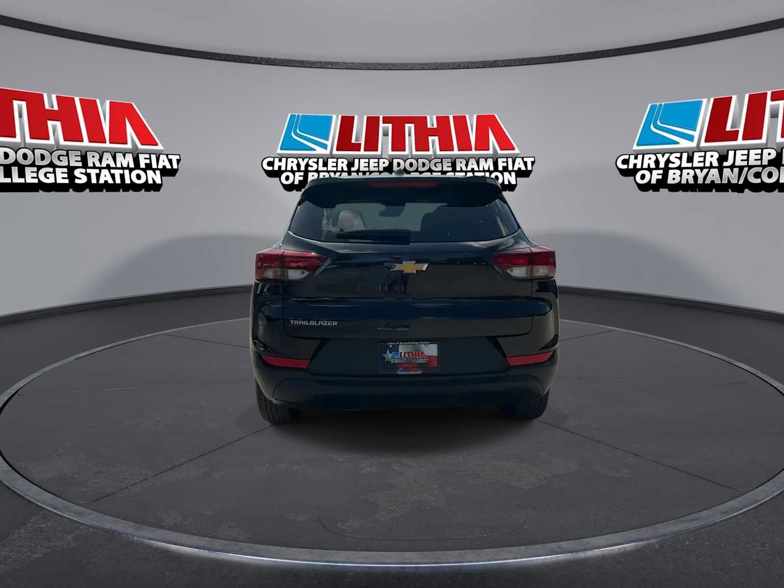 Used 2024 Chevrolet TrailBlazer LS FWD image 7