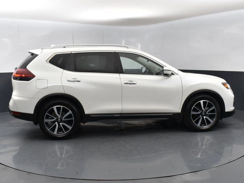 Used 2020 Nissan Rogue SL w/ Premium Package image 8