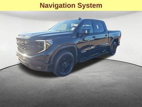 Used 2024 GMC Sierra 1500 Elevation w/ Elevation Premium Package AWD/4WD image 4