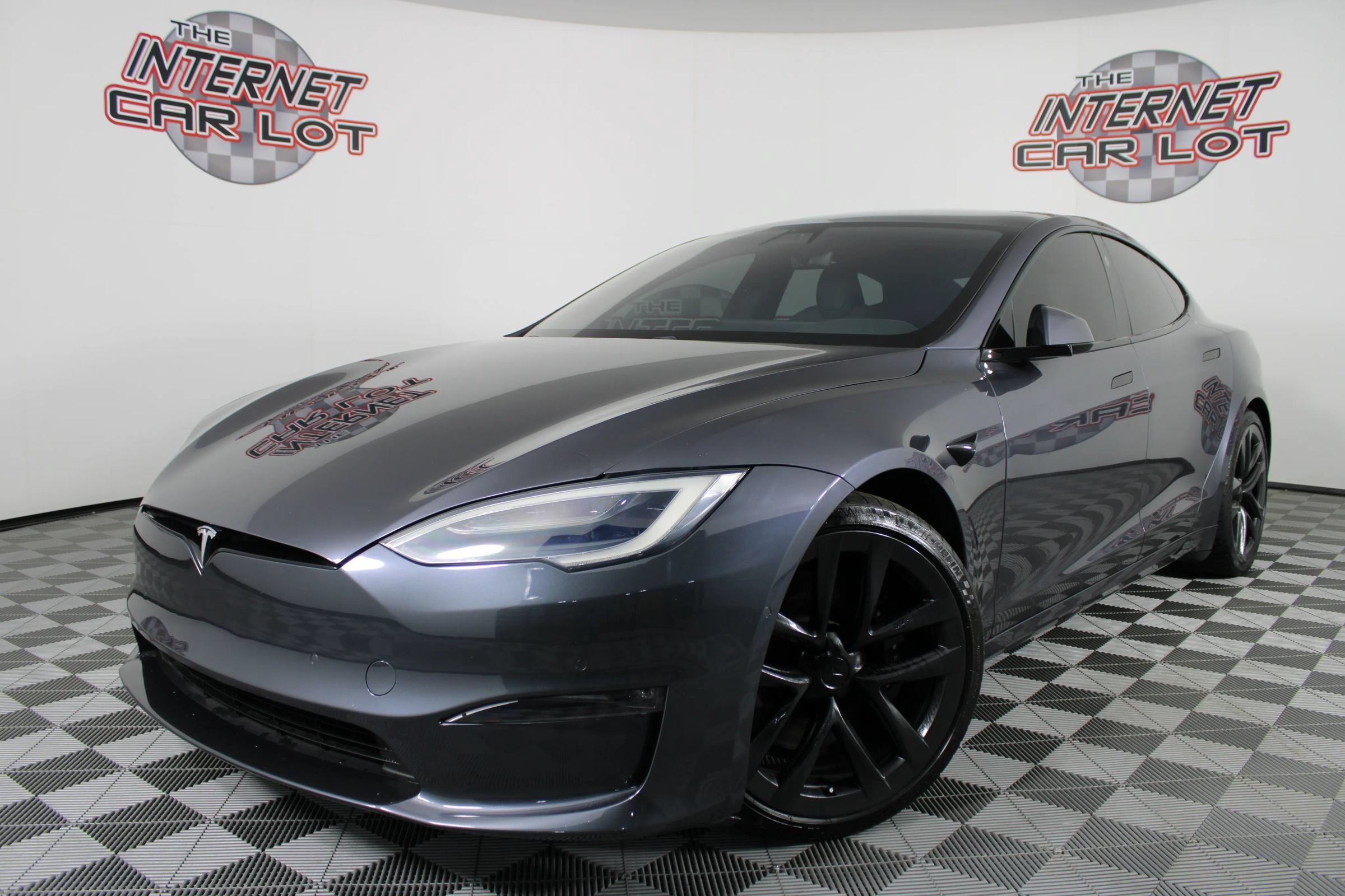 Used 2021 Tesla Model S Plaid AWD/4WD image 1