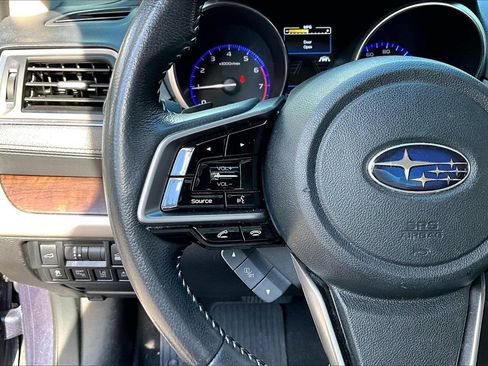 Used 2018 Subaru Outback 2.5i Limited AWD/4WD image 10