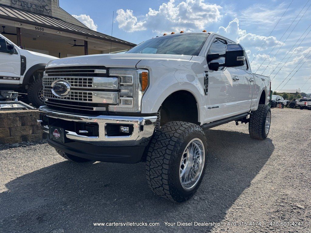 Used 2018 Ford F250 Platinum w/ Platinum Ultimate Package AWD/4WD image 2