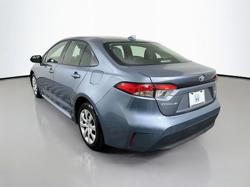 Used 2025 Toyota Corolla LE FWD image 7