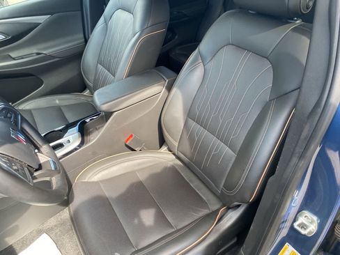 Used 2024 Buick Envista Avenir image 11