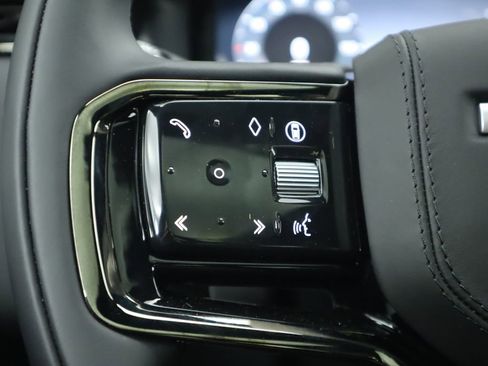 New 2026 Land Rover Range Rover Velar S image 12