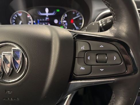 Used 2024 Buick Enclave Premium image 25