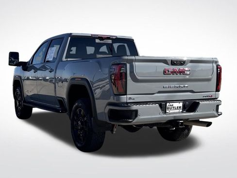 Used 2025 GMC Sierra 2500 AT4 w/ AT4 Premium Plus Package image 4