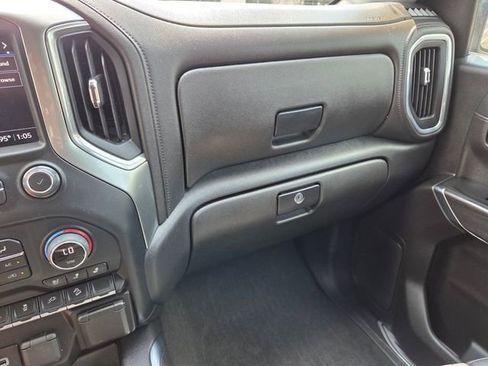 Used 2022 Chevrolet Silverado 1500 LTZ AWD/4WD image 26