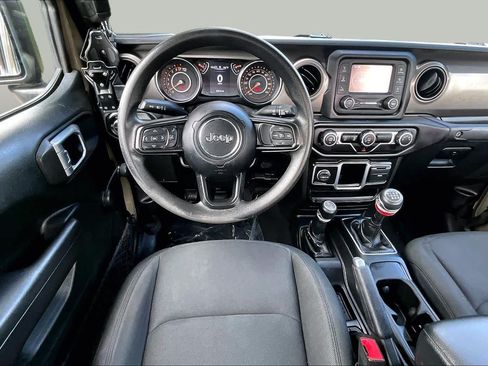 Used 2020 Jeep Gladiator Sport AWD/4WD image 6
