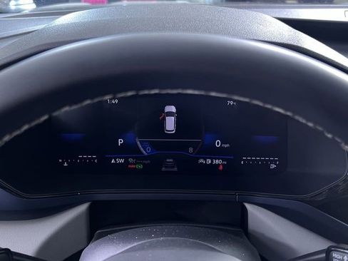 Used 2024 Volkswagen Taos SE image 15