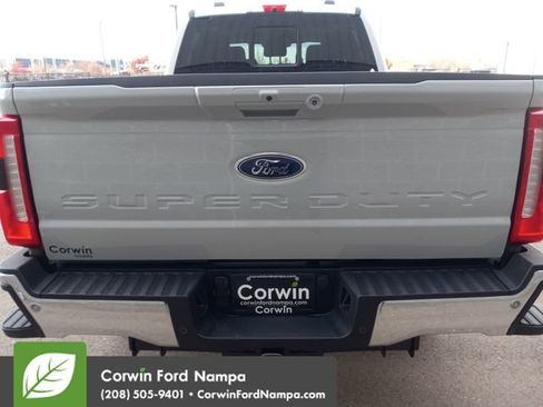 New 2026 Ford F250 Lariat w/ Chrome Package image 4