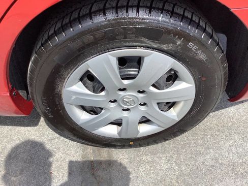 Used 2010 Toyota Camry LE FWD image 24